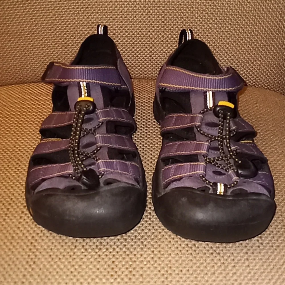 Keen Kids Waterproof Outdoor Newport Sandals Shoes Purple/Yellow Size 4